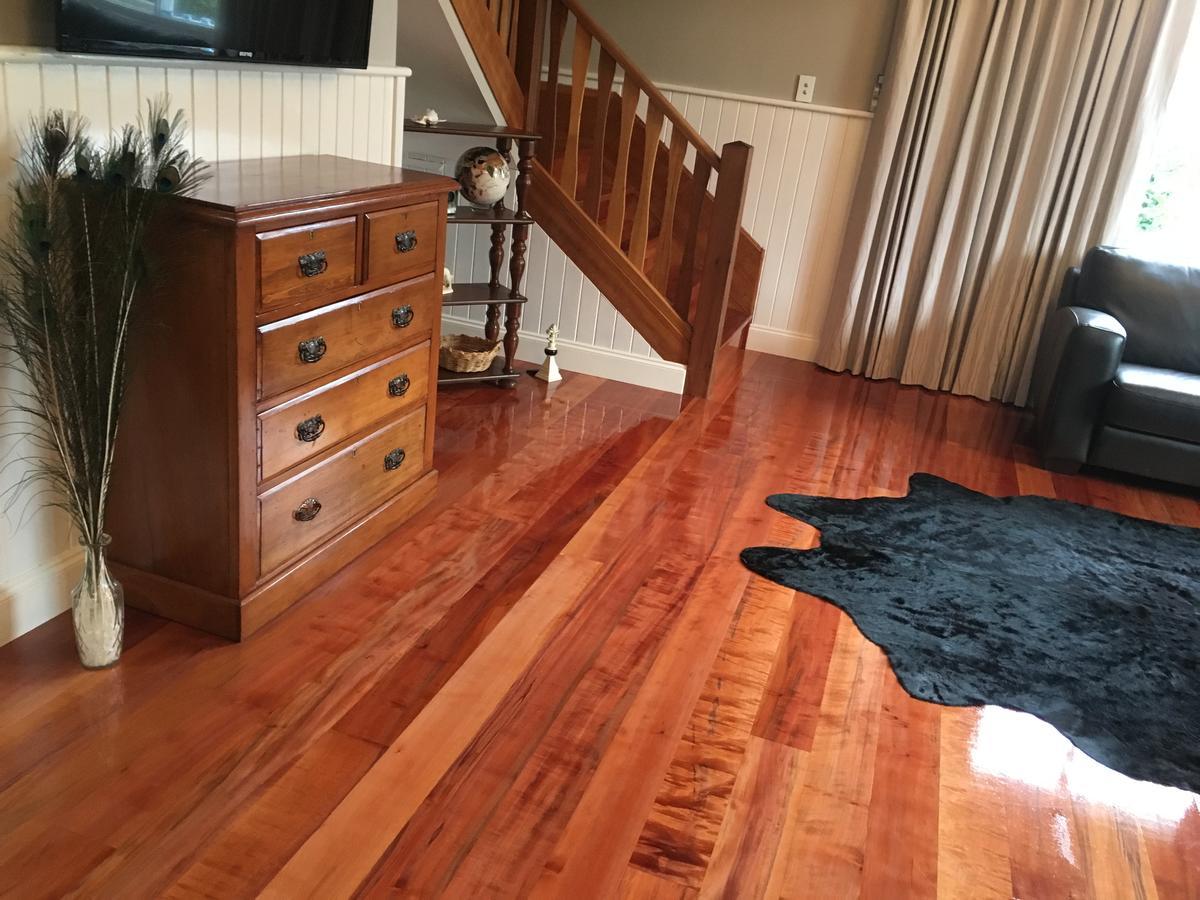 Noah'S Stanley Luxury Bed And Breakfast Exterior foto